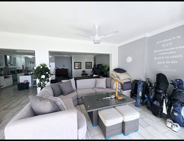 3 BEDROOM APARTMENT TO LET IN BALLITO CENTRAL